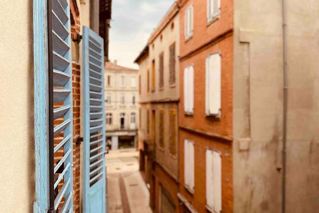 Tres Bel Appartement De 60M2 En Centre Ville 拉沃尔 外观 照片