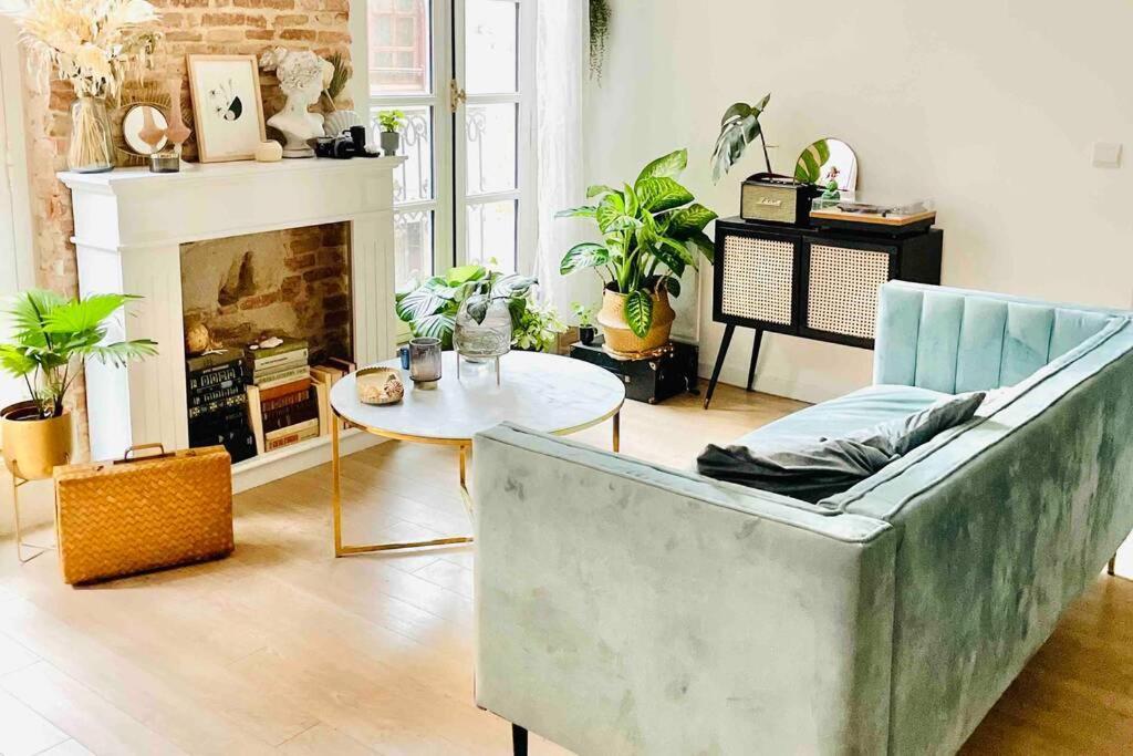 Tres Bel Appartement De 60M2 En Centre Ville 拉沃尔 外观 照片